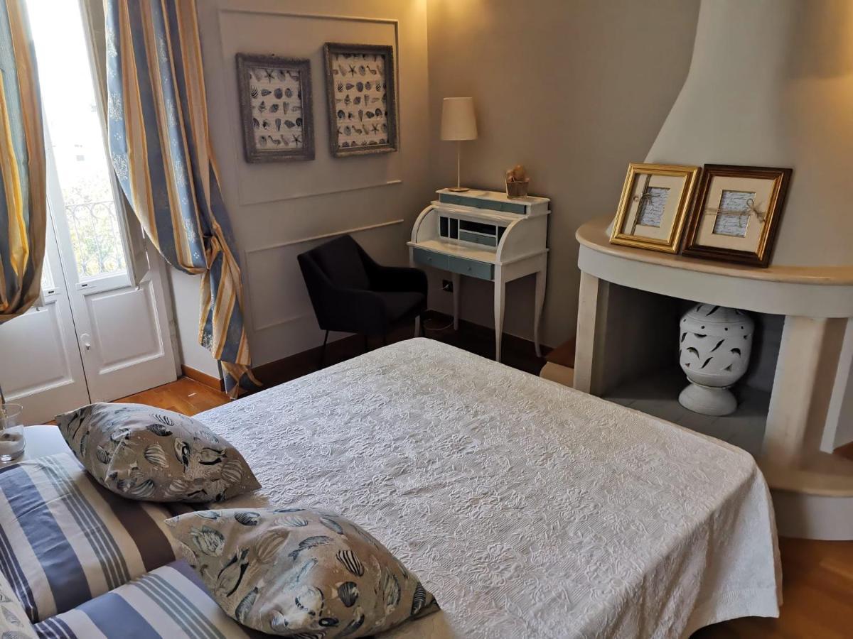 מונופולי Palazzo Venezia - Luxury Holiday Rooms מראה חיצוני תמונה