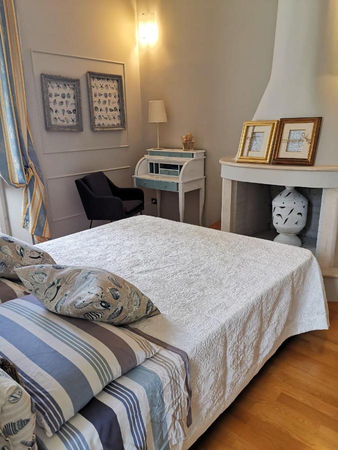 מונופולי Palazzo Venezia - Luxury Holiday Rooms מראה חיצוני תמונה