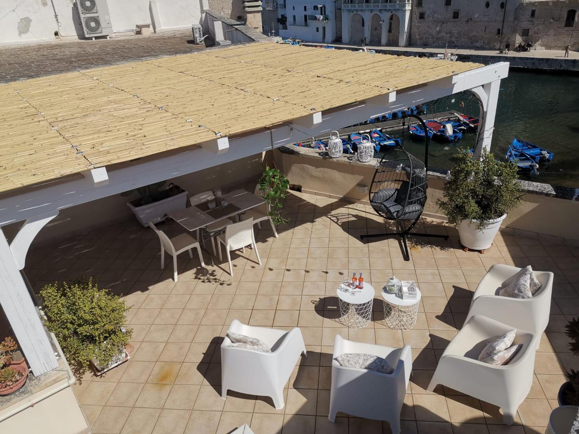 מונופולי Palazzo Venezia - Luxury Holiday Rooms מראה חיצוני תמונה
